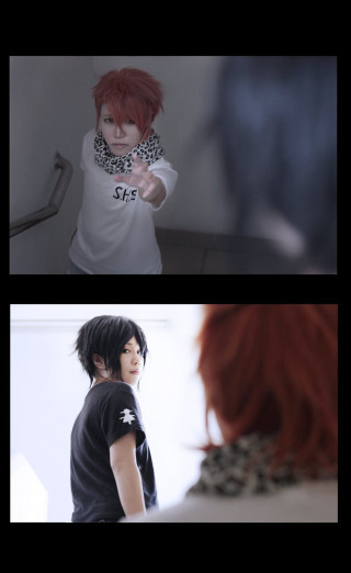 Couple people camera shoulder red - a camera free wallpaper for mobile