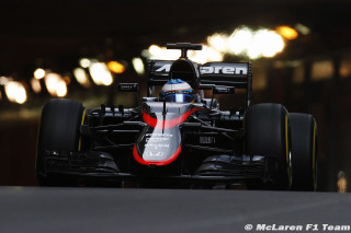 Racecar night lights blurry alonso - alonso vázquez free wallpaper