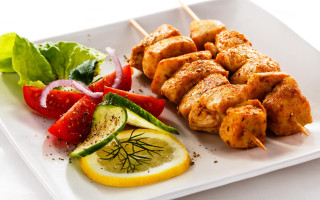 Plate meat vegetables lemon closeup - meat and vegetables free wallpaper