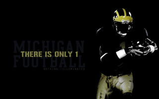 Football player uniform ball helmet - regionalism free wallpaper