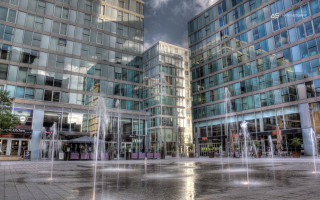 Large building fountain windows side - hdr free wallpaper