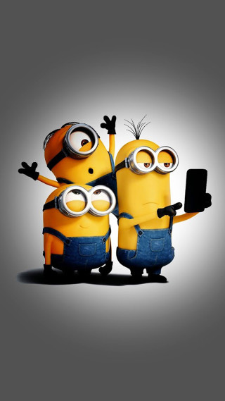 Minions holding cellphone pointing together - free technology wallpaper