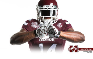 Football player maroon uniform helmet - cleve gray free wallpaper
