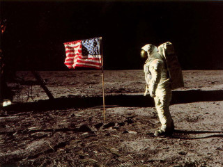 Astronaut standing on moon next - bert stern free wallpaper