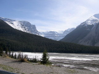 Mountain range lake snow background 2 - the mountain free wallpaper for desktop