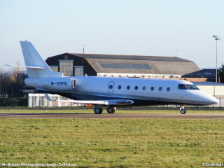 Small airplane runway airport building - side profile free wallpaper
