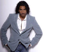 Man suit posing hands hips 2 - his hip free wallpaper