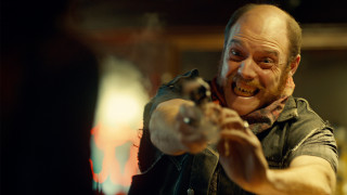 Bearded man gun surprised look - canon free wallpaper