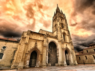 Cathedral clock tower cloudy sky - a sky full free wallpaper