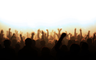 Concert crowd fire silhouette autumn - figuration libre free wallpaper