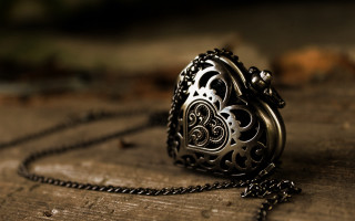 Heart shaped lock necklace wooden - steampunk free wallpaper