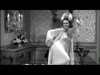 Woman dress hat fireplace mirror - a woman in a dress and hat free wallpaper