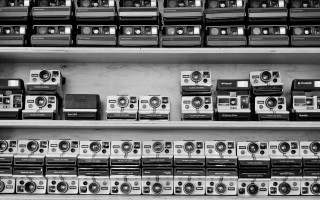 Old radio collection blackwhite wooden - lomography free wallpaper