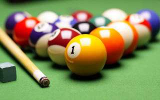 Pool table eight ball cue 2 - a pool table free wallpaper