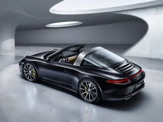 Black sports car garage circular - digital free wallpaper for desktop
