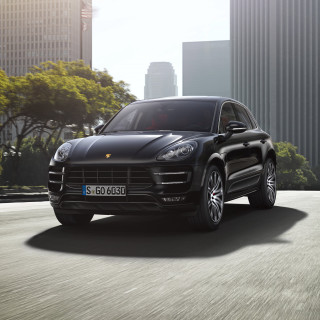 Black porsche cayenne city street 2 - dahlov ipcar free wallpaper for tablet