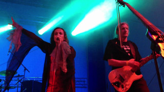 Man woman singing stage guitars - guitar free wallpaper