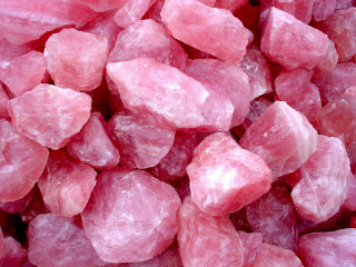Pink crystals table red object - top of a table next free wallpaper
