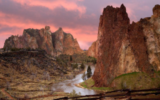 River lush valley pink sky - cloud above free wallpaper