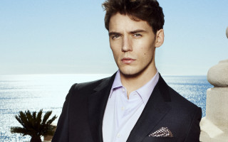 Man suit water building palm - christopher wood free wallpaper