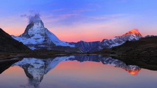 Mountain reflection water sunset pink 3 - christo free wallpaper
