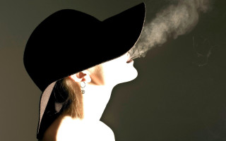 Woman hat cigarette smoke trail - bert stern free wallpaper