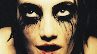 Woman black makeup face eyes - post grunge free wallpaper