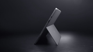 Laptop table darkroom light shining - a laptop computer free wallpaper for desktop