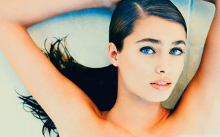 Annabel eyres blonde blue eyes - her arm behind her head free wallpaper for desktop