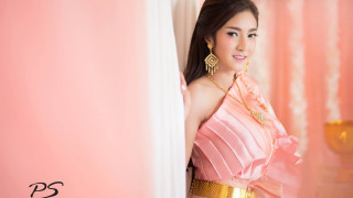 Pink dress pink wall alice - a pink wall behind her free wallpaper