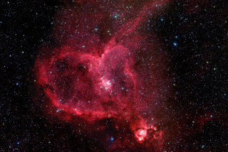 Red star cluster sky stars - space art free wallpaper