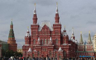 Large building people clock tower - boris vladimirski free wallpaper