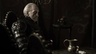 Man armor chair room table - a man in armor free wallpaper