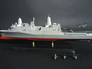 Battleship model helicopter black white - 3 d model free wallpaper