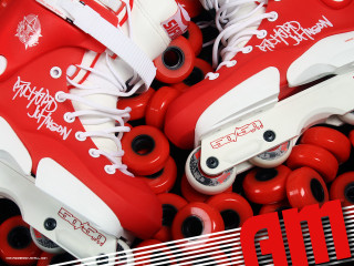 Red roller skates white wheels - a pile free wallpaper for desktop