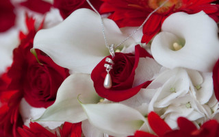 Bouquet flowers necklace diamond necklace 2 - a diamond necklace free wallpaper