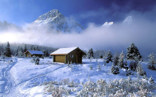 Cabin snowy mountain range background - a mountain in the background free wallpaper