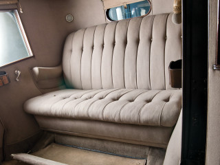 Vehicle seat window mirror door - a door open free wallpaper