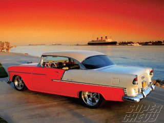 Red silver car ocean cruise - clean line free wallpaper