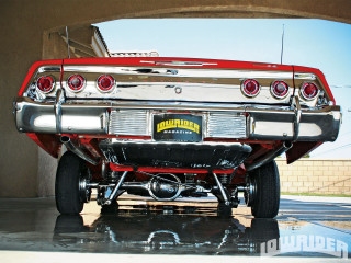 Red white car garage building 2 - chrome free wallpaper