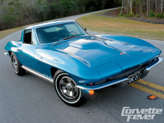 Blue chevrolet corvette parking lot - ed roth free wallpaper