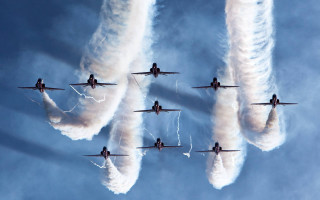 Planes formation flying smoke trail - formation in the sky free wallpaper