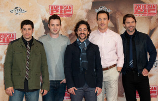 Men red carpet american pie - a red carpet free wallpaper