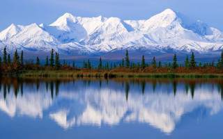 Mountain range reflection lake trees 2 - a mountain range free wallpaper