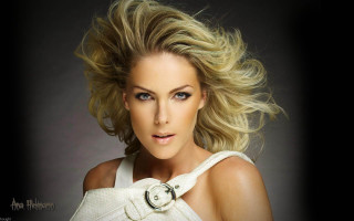 Blonde woman white dress wind - constructivism free wallpaper for desktop