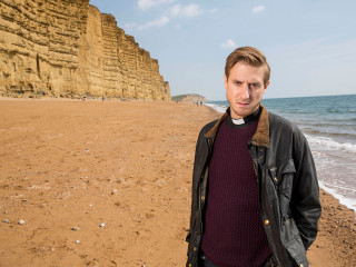 Man beach ocean cliff person - ed benedict free wallpaper for desktop