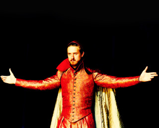 Renaissance man outstretched arms hat - renaissance free wallpaper