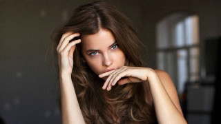 Eszter mattioni brown hair photorealistic - brown hair free wallpaper for desktop
