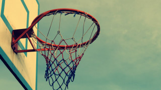 Basketball hoop blue sky red - a red rim free wallpaper