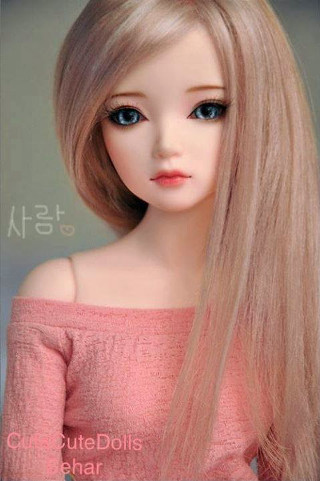 Doll long blonde hair blue - a caption free wallpaper for mobile
